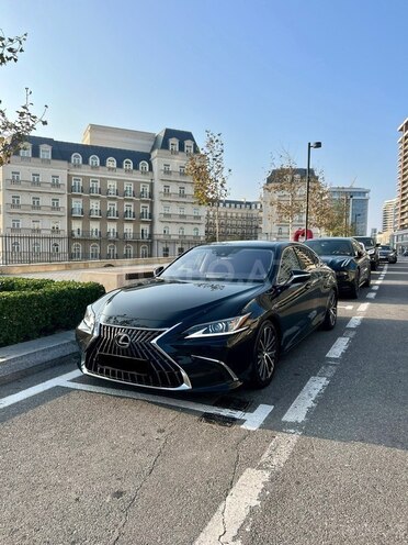 Lexus ES 300h 2023, 43,100 km - 2.5 l - Bakı
