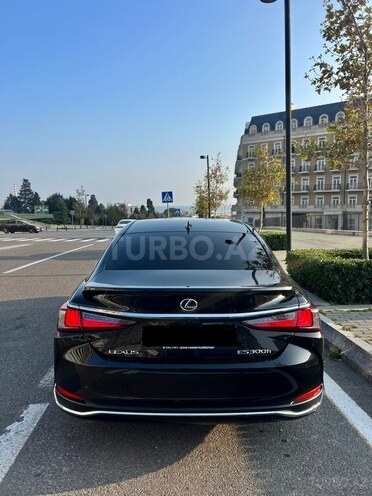 Lexus ES 300h 2023, 43,100 km - 2.5 l - Bakı
