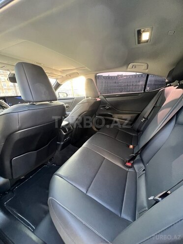 Lexus ES 300h 2023, 43,100 km - 2.5 l - Bakı