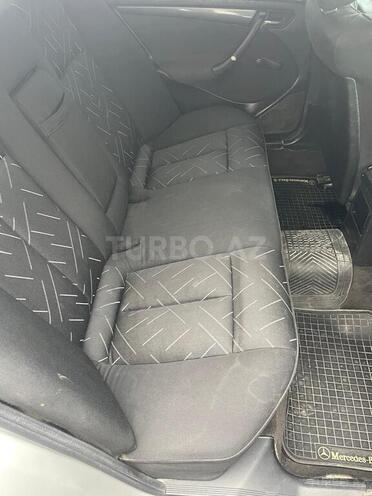 Mercedes C 220 1999, 298,000 km - 2.2 л - Bakı