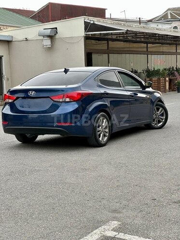 Hyundai Elantra 2015, 255,000 km - 1.8 л - Bakı