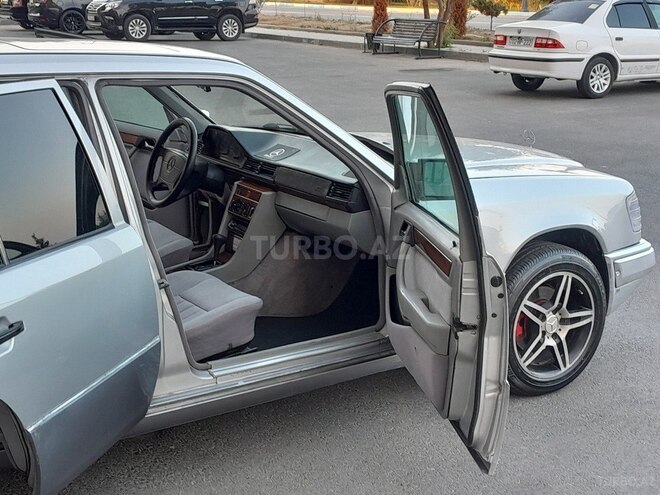 Mercedes 220 E 1995, 352,145 km - 2.2 l - Sumqayıt