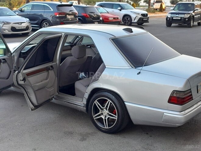 Mercedes 220 E 1995, 352,145 km - 2.2 l - Sumqayıt