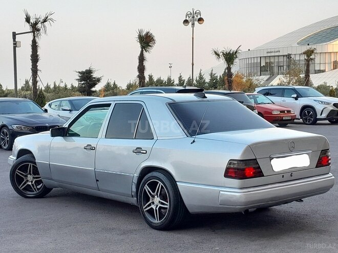 Mercedes 220 E 1995, 352,145 km - 2.2 l - Sumqayıt