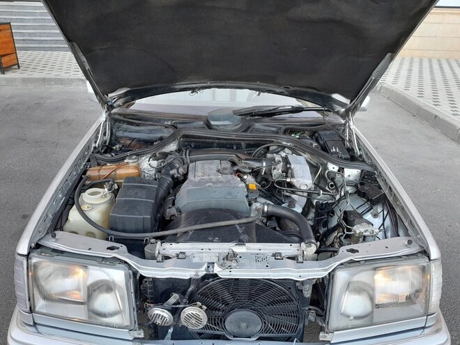 Mercedes 220 E 1995, 352,145 km - 2.2 l - Sumqayıt