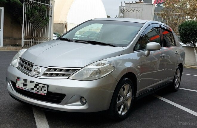 Nissan Tiida 2008, 221,993 km - 1.6 l - Bakı