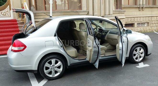Nissan Tiida 2008, 221,993 km - 1.6 l - Bakı