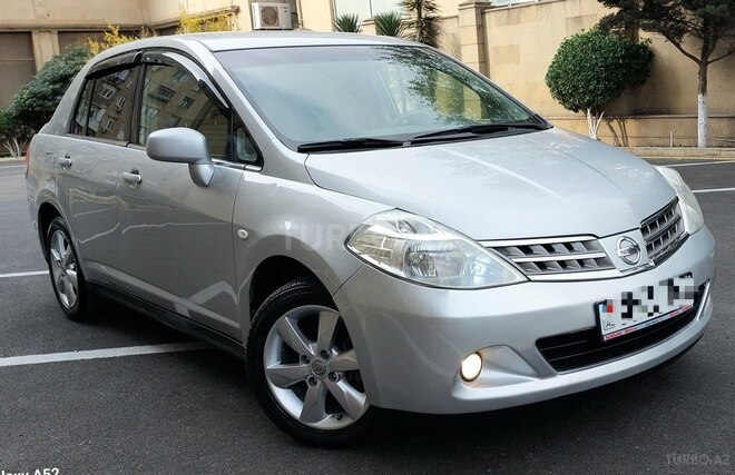Nissan Tiida 2008, 221,993 km - 1.6 l - Bakı