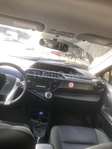 Toyota Aqua 2016, 390,000 km - 1.5 l - Bakı