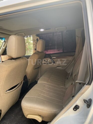Mitsubishi Pajero 2007, 380,000 km - 3.0 l - Bakı