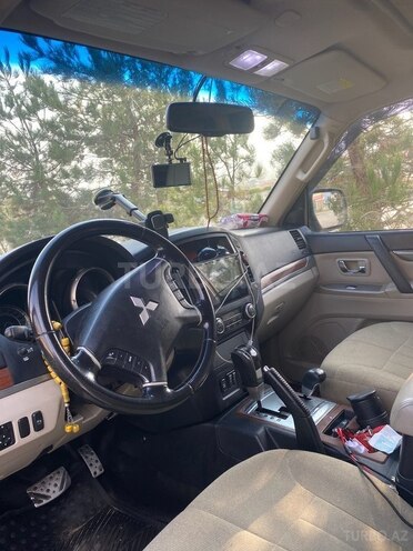 Mitsubishi Pajero 2007, 380,000 km - 3.0 l - Bakı