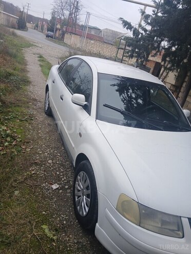 Volkswagen Passat 1999, 256,655 km - 1.8 л - Qusar