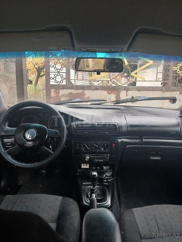 Volkswagen Passat 1999, 256,655 km - 1.8 л - Qusar