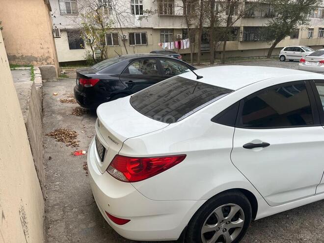 Hyundai Accent 2013, 206,893 km - 1.4 l - Bakı