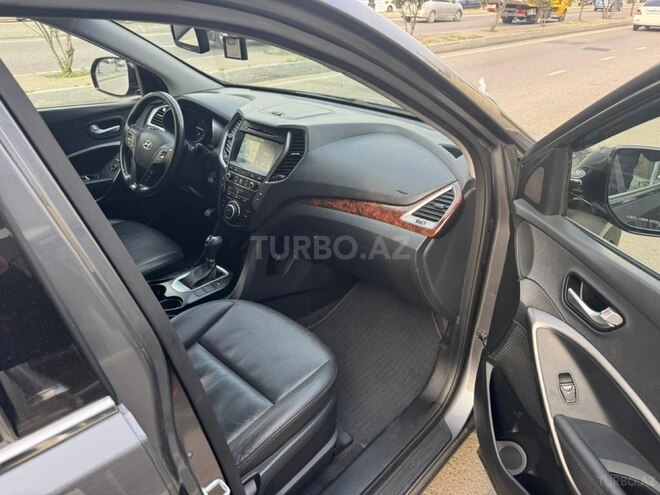 Hyundai Santa Fe-17