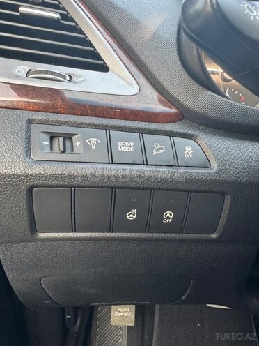Hyundai Santa Fe-22