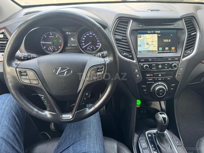 Hyundai Santa Fe-21