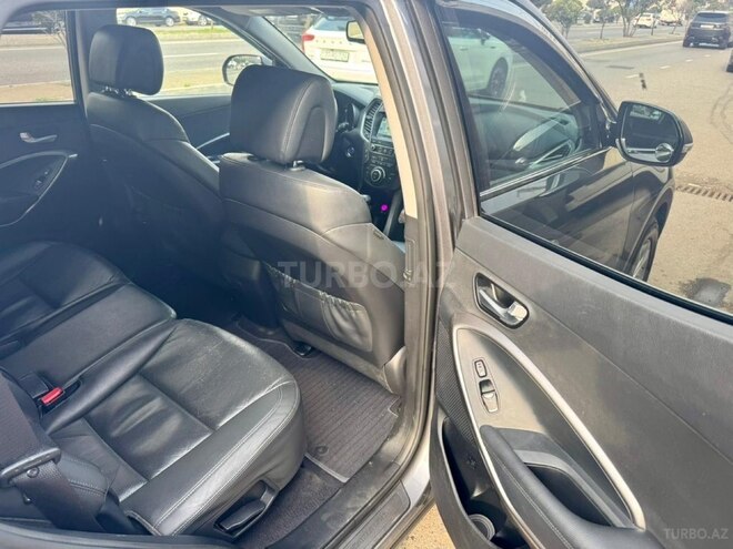 Hyundai Santa Fe-20