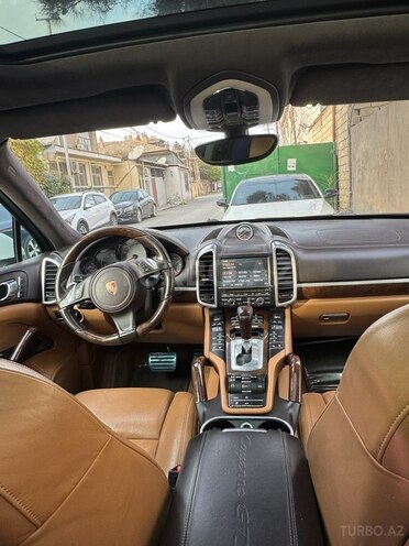 Porsche Cayenne GTS 2013, 125,000 km - 4.8 l - Bakı