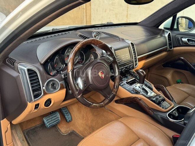 Porsche Cayenne GTS 2013, 125,000 km - 4.8 l - Bakı