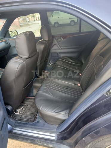 Mercedes E 240 1998, 355,000 km - 2.4 l - Sumqayıt