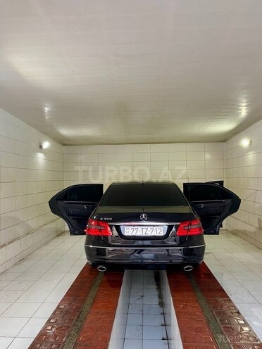 Mercedes E 350 2010, 203,000 km - 3.5 л - Masallı
