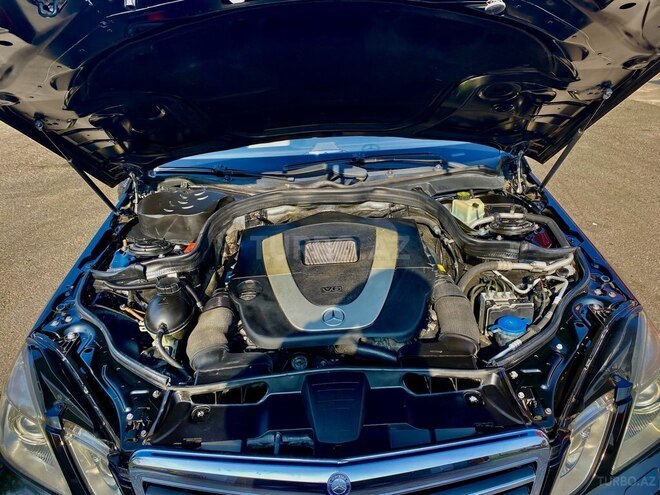 Mercedes E 350 2010, 203,000 km - 3.5 л - Masallı