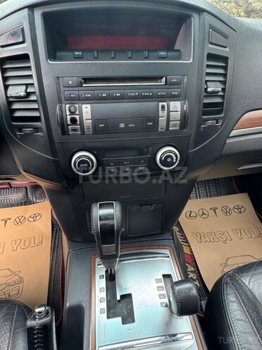 Mitsubishi Pajero 2008, 293,000 km - 3.0 л - Bakı