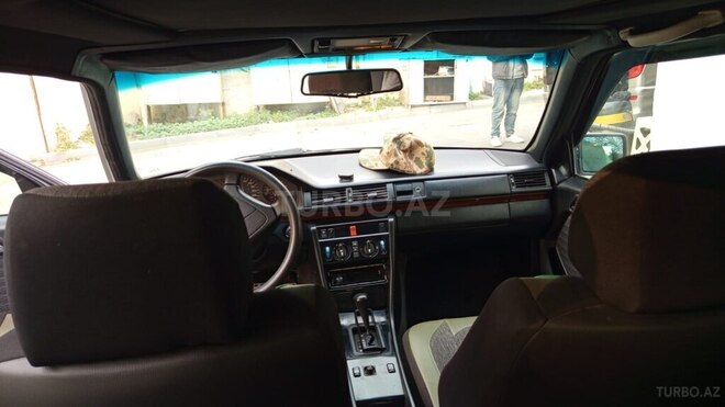 Mercedes 220 E 1993, 354,000 km - 2.2 l - Bakı