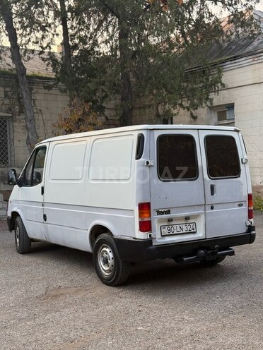 Ford Transit 2000, 480,000 km - 2.5 л - Qazax