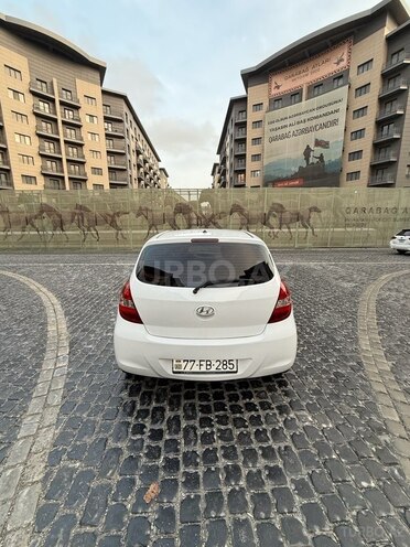 Hyundai i20 2009, 310,150 km - 1.2 л - Bakı