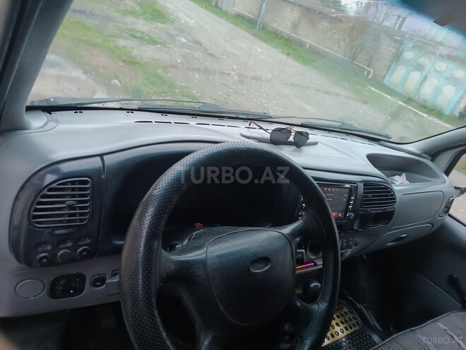 Ford Transit 1999, 256,000 km - 2.5 л - Quba