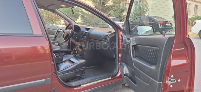 Opel Astra 2002, 320,000 km - 2.0 l - Bakı