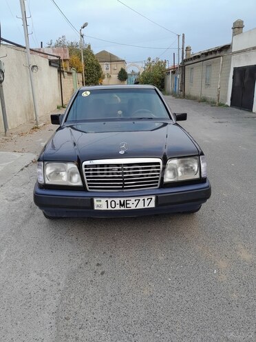 Mercedes  1995, 236,523 km - 2.0 l - Bakı