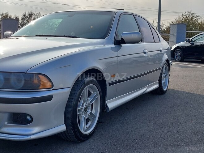 BMW 525-8