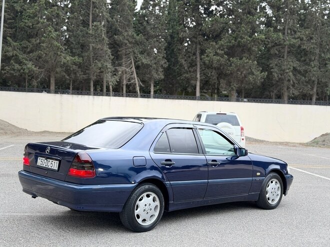 Mercedes C 200 1999, 251,144 km - 2.0 l - Sumqayıt