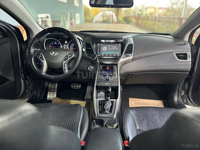 Hyundai Avante 2014, 148,000 km - 1.6 л - Masallı