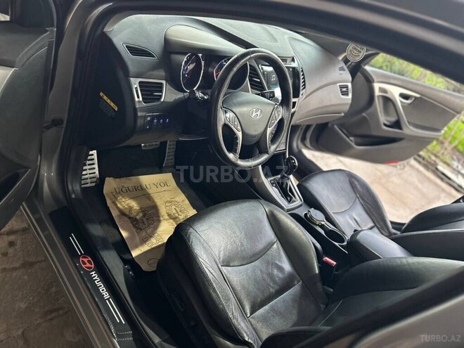 Hyundai Avante 2014, 148,000 km - 1.6 л - Masallı