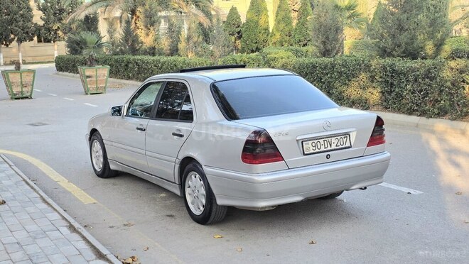 Mercedes C 200 1999, 324,846 km - 2.0 л - Sumqayıt