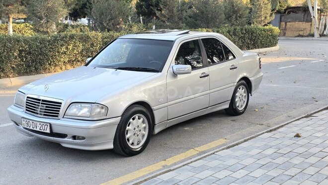 Mercedes C 200 1999, 324,846 km - 2.0 л - Sumqayıt