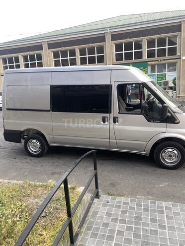 Ford Transit 2002, 410,000 km - 2.0 l - Qax