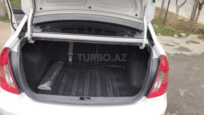 Hyundai Accent 2009, 327,080 km - 1.4 l - Bakı