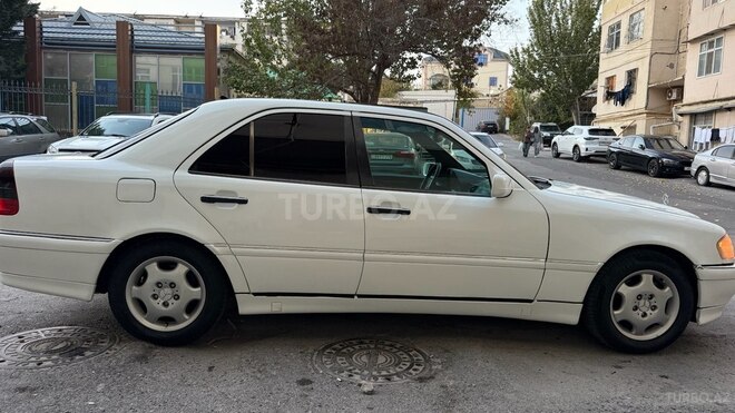 Mercedes C 280 2000, 529,474 km - 2.8 l - Sumqayıt
