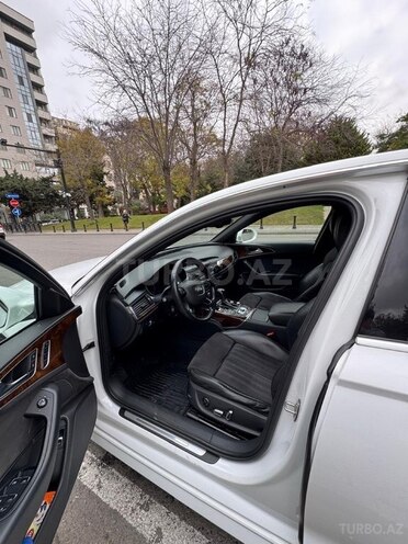 Audi A6-3
