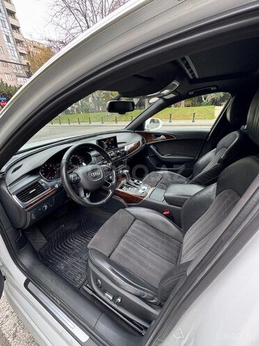 Audi A6-5