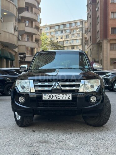 Mitsubishi Pajero 2012, 145,178 km - 3.5 л - Bakı