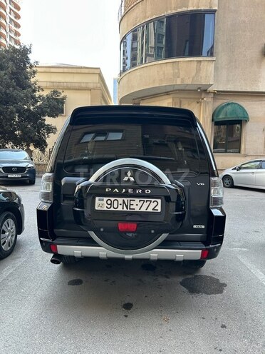 Mitsubishi Pajero 2012, 145,178 km - 3.5 л - Bakı
