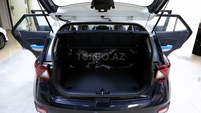 Hyundai Venue-25