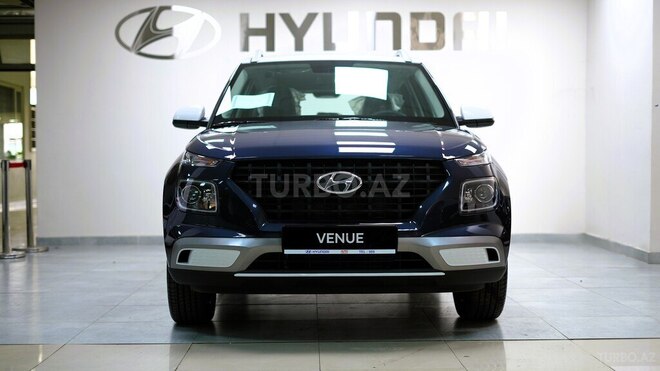 Hyundai Venue-2