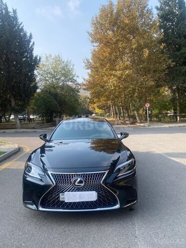 Lexus LS 350-3